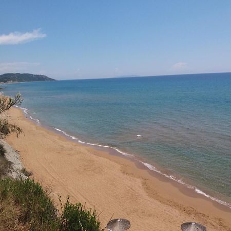 Villa Riviera Агиос Георгиос Екстериор снимка