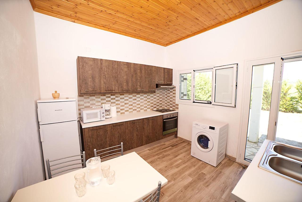 Villa Riviera Агиос Георгиос Екстериор снимка