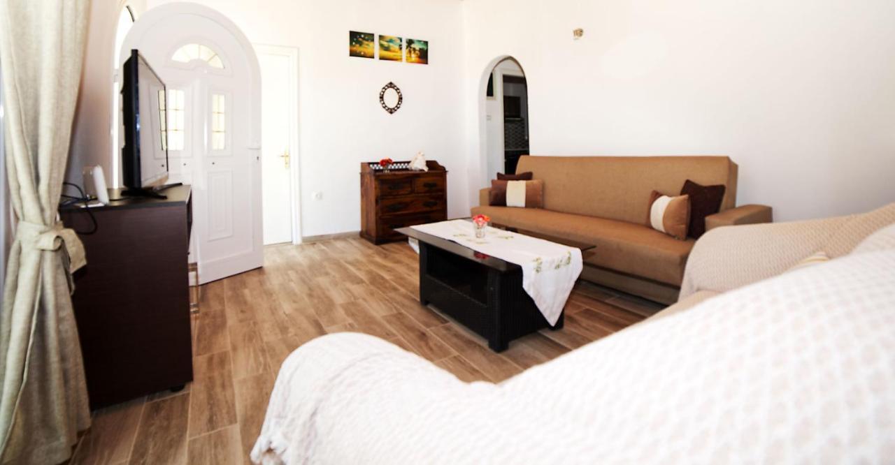 Villa Riviera Агиос Георгиос Екстериор снимка