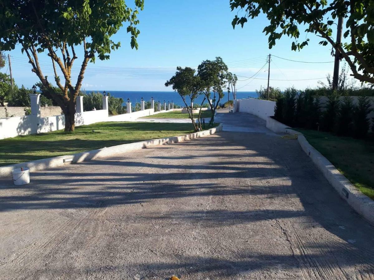 Villa Riviera Агиос Георгиос Екстериор снимка