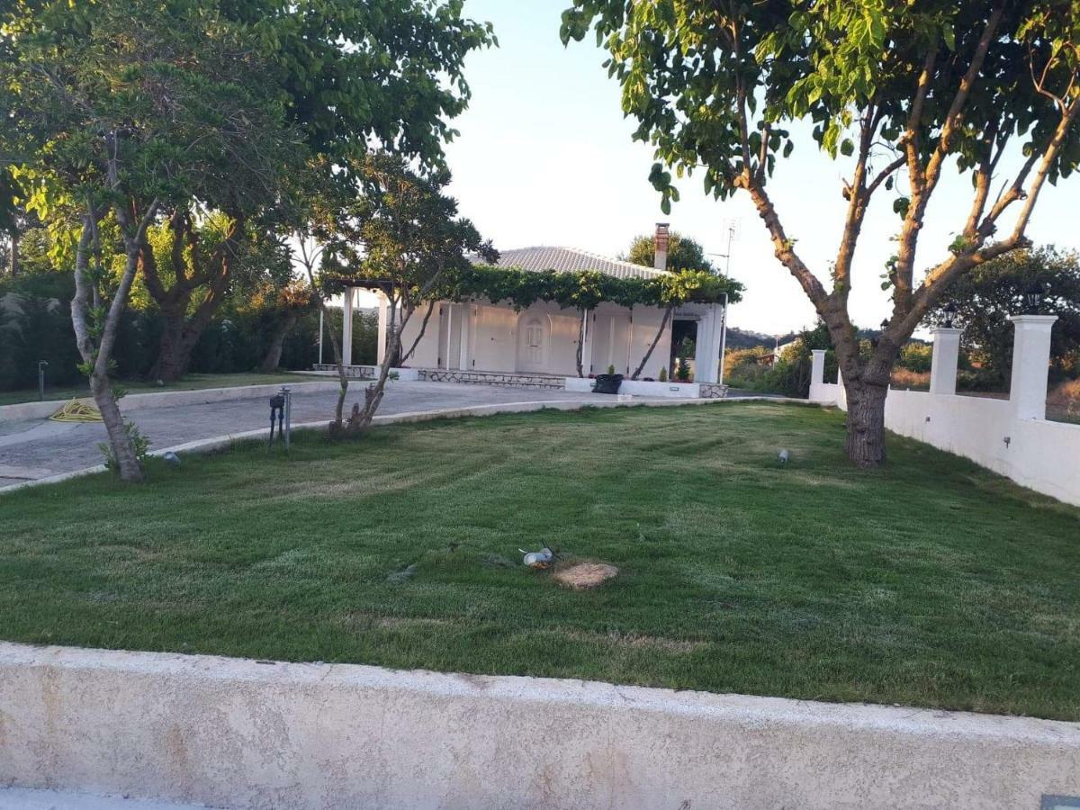 Villa Riviera Агиос Георгиос Екстериор снимка